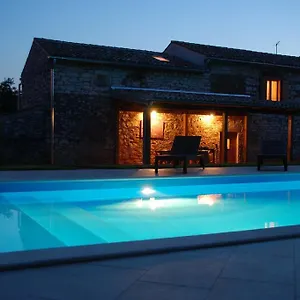 Ferienhaus Holiday Old Barn, Umag